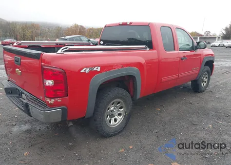 2011 Chevrolet Silverado 1500 Ls z USA, uszkodzony, nr VIN 1GCRKREA2BZ195086